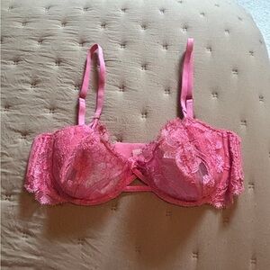 Elegant Pink Lace Bra